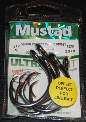 Mustad 39943NP-BN 4X Strong Circle Hooks Size 10/0 Jagged Tooth Tackle