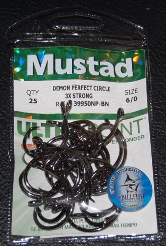 Mustad 39950NP-BN Demon Perfect Circle Hooks Size 6/0 Jagged Tooth Tackle