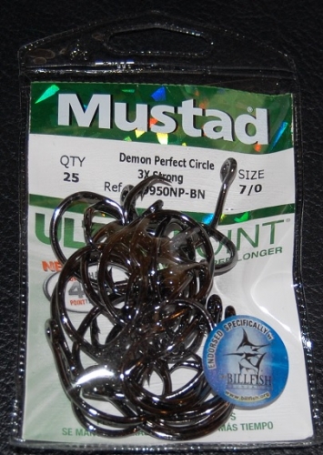 Mustad 39950NP-BN Demon Perfect Circle Hooks Size 7/0 Jagged Tooth