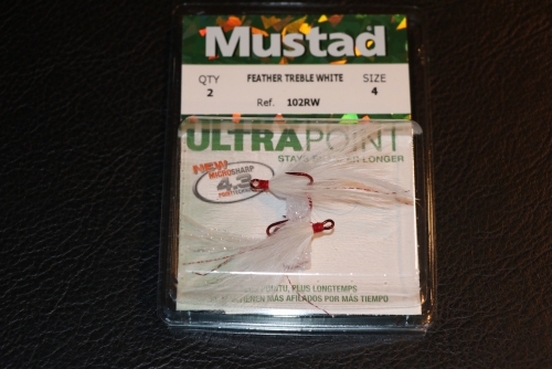 Mustad 102NP-RW White Dressed Treble Hooks Size 4 Jagged Tooth Tackle