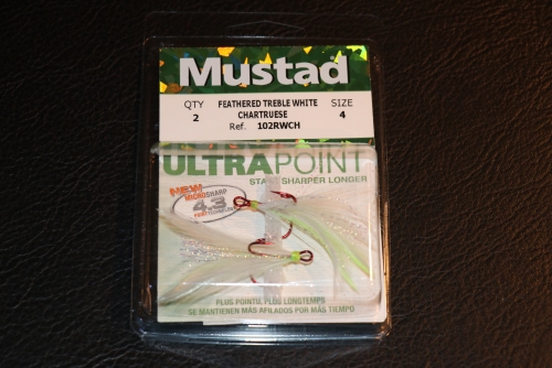 Mustad 102NP-RWCH White Chart Dressed Treble Hooks Size 4 Jagged Tooth  Tackle