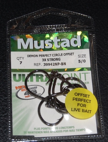 Mustad 39942NP-BN 3X Strong Circle Hooks Size 5/0 Jagged Tooth Tackle