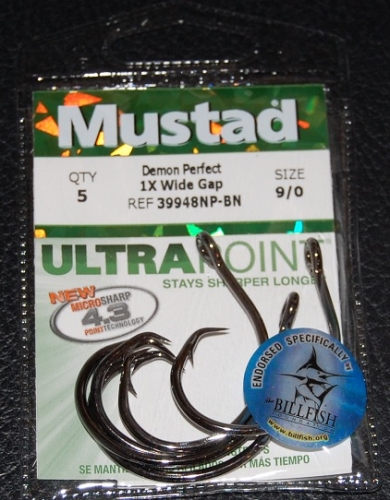 Mustad 39948NP-BN Wide Gap Size 3/0 Circle Hook Jagged Tooth Tackle