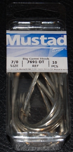 Mustad 7691DT Southern and Tuna Hook Size 7/0 Jagged Tooth Tackle
